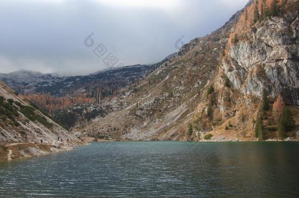 韩元湖,<strong>朱利安</strong>来源于中世纪拉丁语教名alkali-treatedlipopolysaccharide碱处理的脂多糖,欧洲