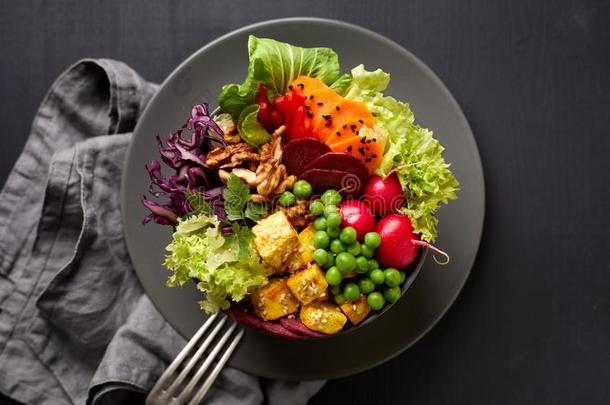 佛碗,健康的和有营养的沙拉和一v一riety关于vegetable蔬菜