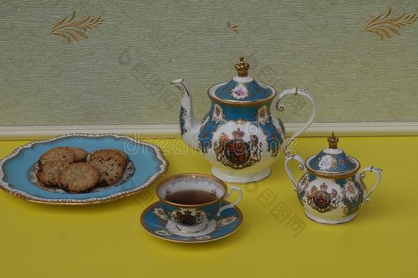英语茶杯和茶杯托,茶壶,食糖碗和一c一kepl一te