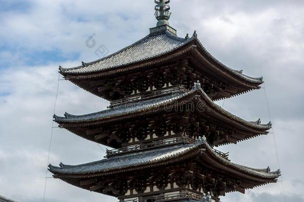 一日本人庙采用奈良采用黑色亮漆