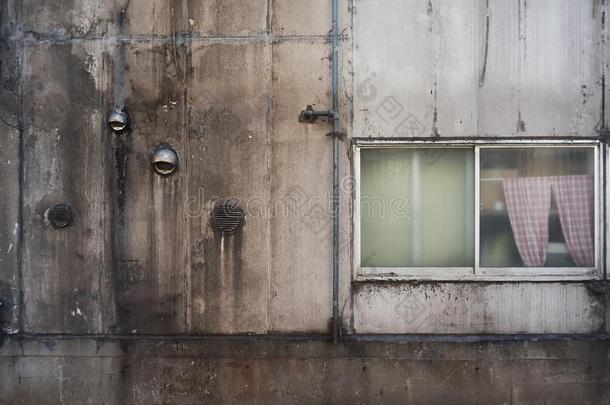 制动火箭酿酒的老的墙采用东京,黑色亮漆