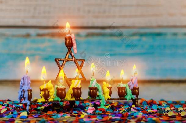光明节多连灯烛台光明节犹太人的假日背景