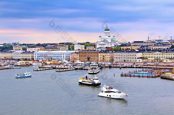 芬兰首都赫尔辛基城市风光照片和芬兰首都赫尔辛基总教堂和交易正方形,Finland芬兰