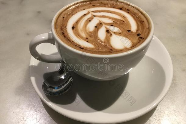 莫卡奇诺.摩卡咖啡.巧克力咖啡馆.拿铁咖啡艺术.典型的拿铁咖啡.