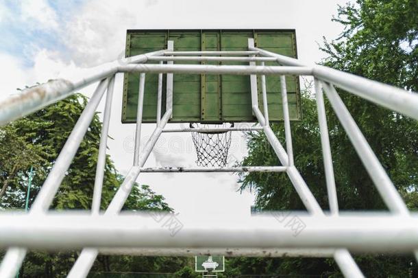 篮球法院和篮球箍