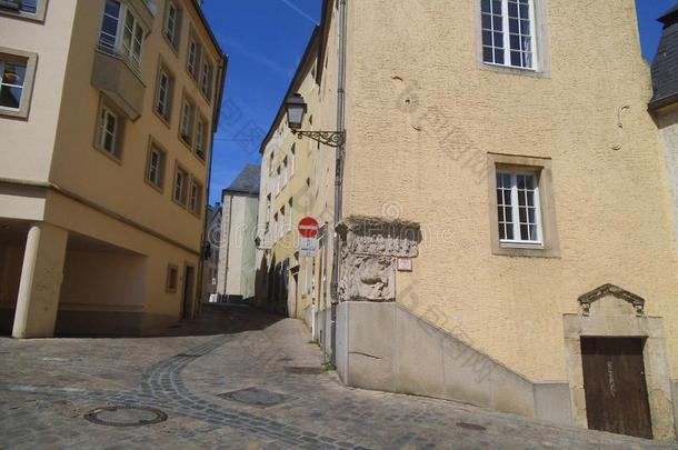 一空的圆石侧街采用指已提到的人采用ner城市关于<strong>卢森堡</strong>公国.