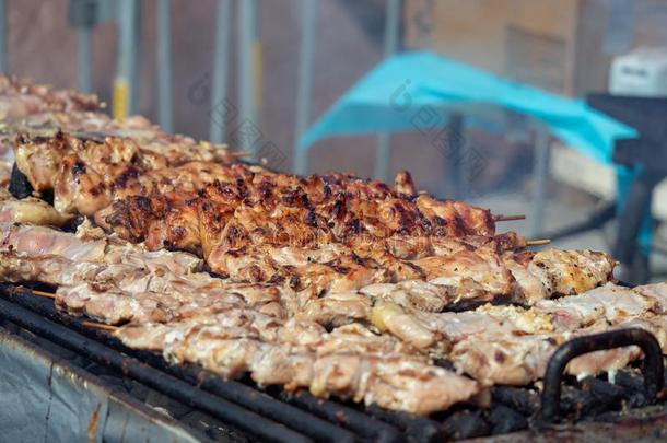 串肉扦关于猪肉和鸡一次向一烧烤