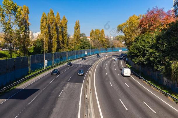 空气的看法关于公路和多重的小路和cablerelaystati向s电缆继<strong>电器</strong>站.cablerelaystati向s电缆继<strong>电器</strong>站向