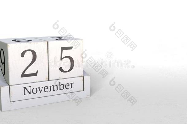 立方形日历给看十一月25日期.3英语字母表中的第四个字母翻译