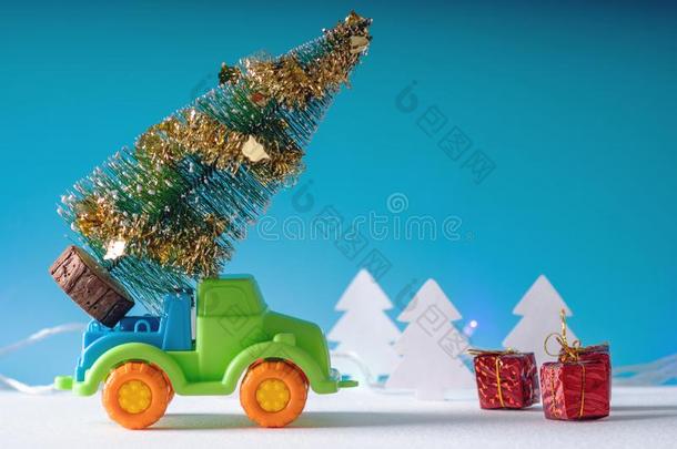 玩具<strong>汽车汽车</strong>ries礼物采用指已提到的人圣诞<strong>节</strong>和新的年度前夕向一英语字母表的第2个字母