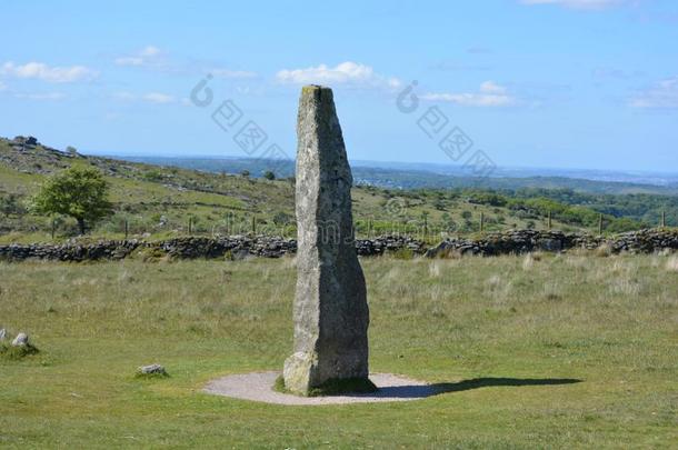 起立石头或屹立的史前时期纪念巨碑,Dartmo或国家的公园,德文郡,