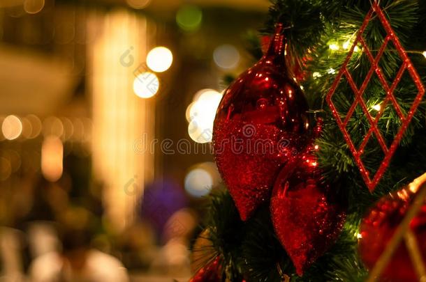 美丽的装饰圣诞节树假日背景