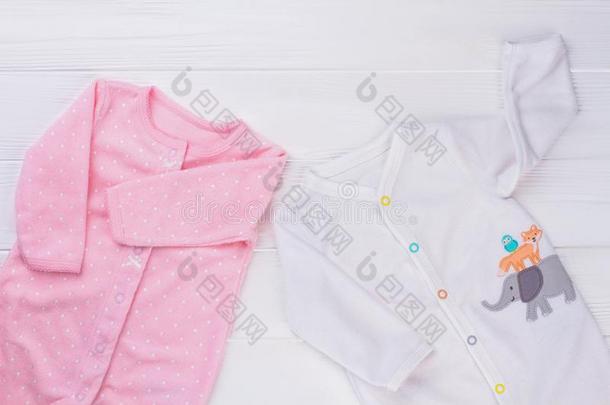 婴儿睡衣全套装备