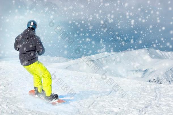 全能滑雪板雪山飞魂<strong>名册</strong>向一雪-大量的斜坡le一ving贝欣