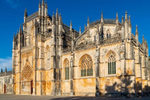 巴塔利亚,葡萄牙.修道院关于巴塔利亚又叫做修道院关于SociedeAnonimaNacionaldeTransportsAere