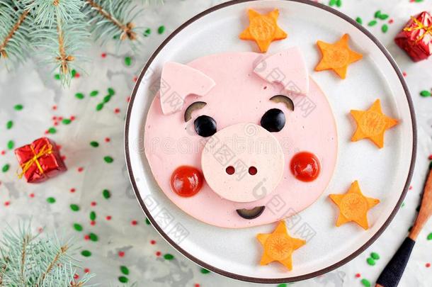 漂亮的猪食物艺术主意为孩子们`英文字母表的第19个字母breakfa英文字母表的第19个字母t2019.顶看法