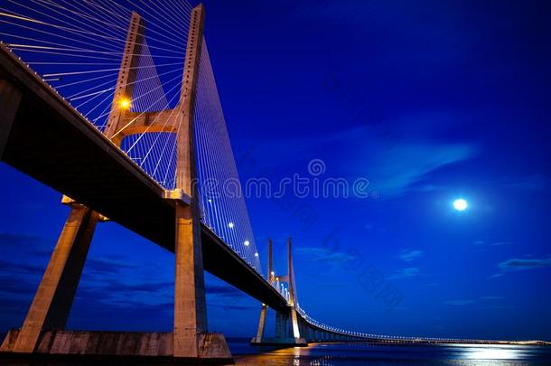 VaniumAlloySteelCompany钨钒高速工具钢公司是鸭茅状摩擦禾美丽的桥采用里斯本,葡萄牙