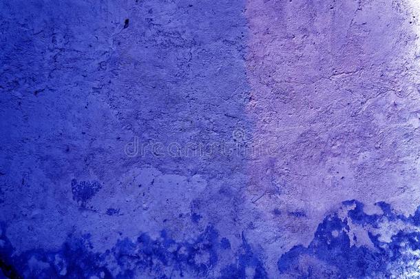 质子紫色的蹩脚货墙水泥质地,灰泥背景.