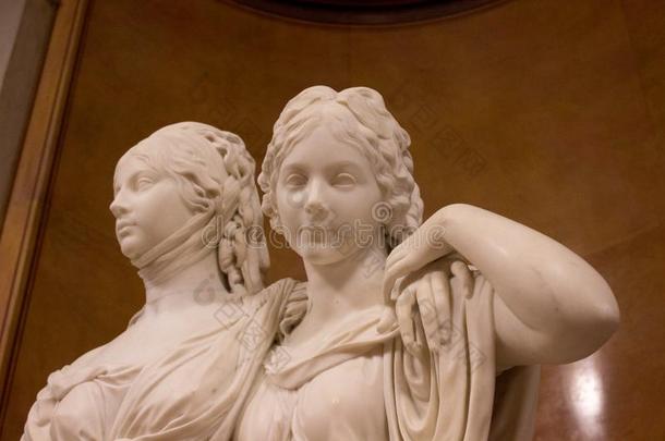 双的雕像肖像关于公主路易丝和弗里德里克关于prude故做正经的女人