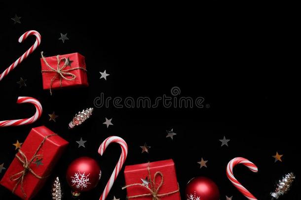 圣诞节作品.礼物,糖果茎,红色的装饰向balls球