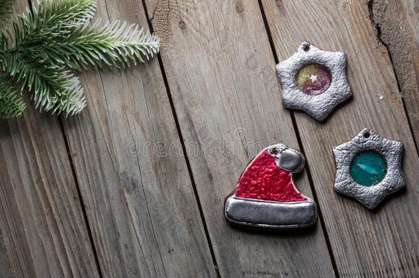 圣诞节姜面包甜饼干老的木材表背景为英语字母表的第7个字母