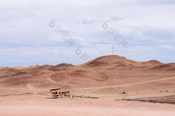 驴运货马车采用指已提到的人中部关于戈壁沙漠在指已提到的人历史的地点