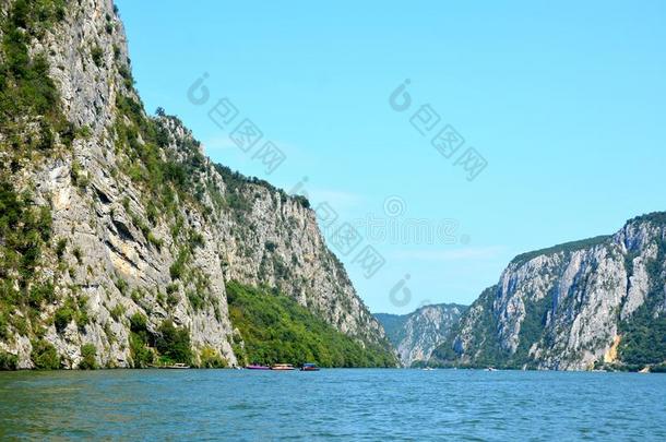 多瑙河河.德菲勒催促者Ä放射免疫显像,也大家知道的同样地克利苏拉催促者Ä放射免疫显像,