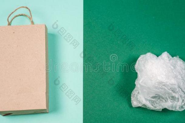 纸袋和塑料制品袋