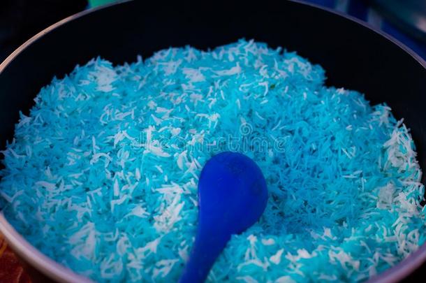 马来西亚人蓝色稻米饭凯拉布