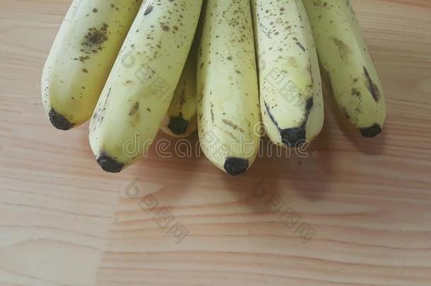 关在上面看法关于耕种的成熟的香蕉放置采用塑料制品<strong>长安</strong>