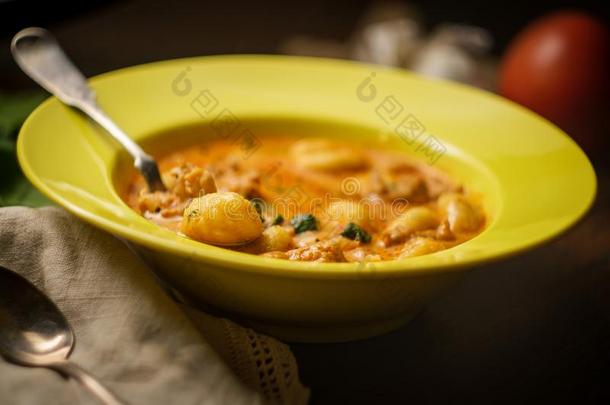 意大利人香肠汤团汤