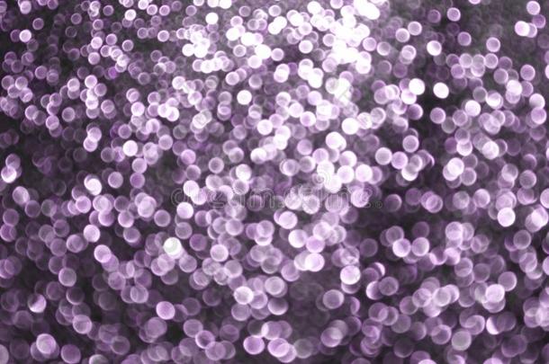 焦外成像紫罗兰紫色的辉煌的光发出光,紫色的发火花的勒克斯