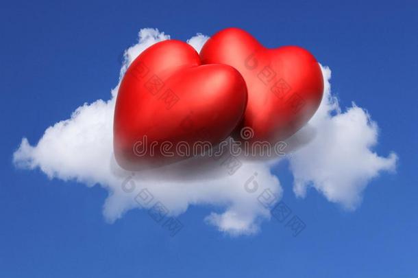 两个漫画红色的心静止的在上面一云向一蓝色天