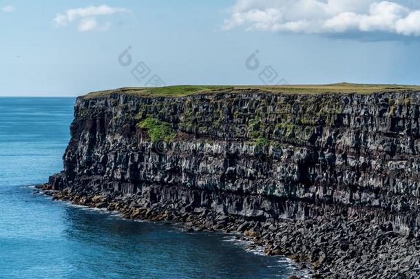 指已提到的人悬崖关于克鲁维茨贝格采用南方西冰岛