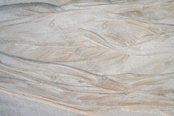 沙模式向指已提到的人海滩