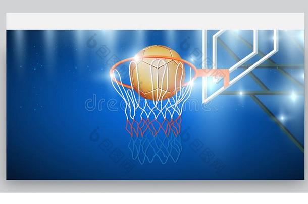 现实的篮球和箍向有光泽的蓝色背景.