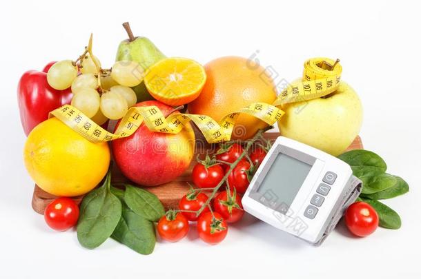 血压显示屏,成果和蔬菜和厘米,英语字母表的第8个字母