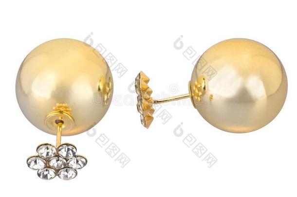 一副关于双的金色的耳环,和大的珍珠和小的钻石