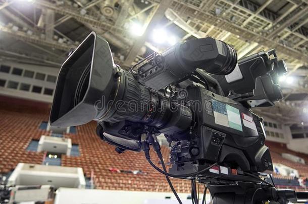 关-在上面电视照相机在有关运动的竞争,television电视机博德卡西
