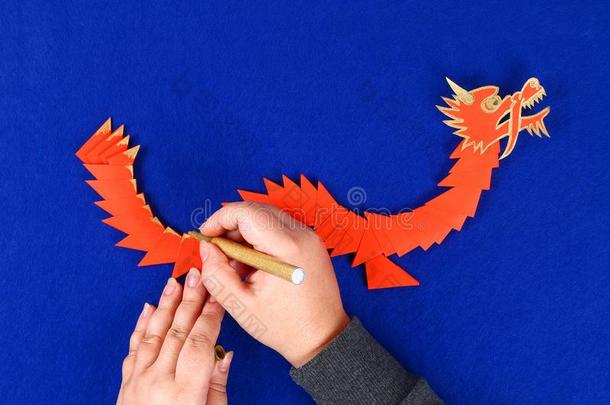 DoItYourself自己动手做中国人月的龙关于模的折纸手工