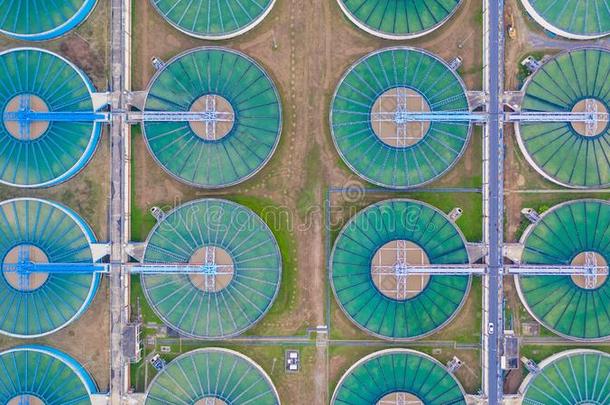 空气的顶看法水治疗植物,空气的顶看法再循环