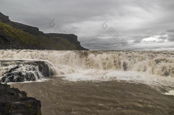 美丽的代蒂瀑布瀑布采用冰岛