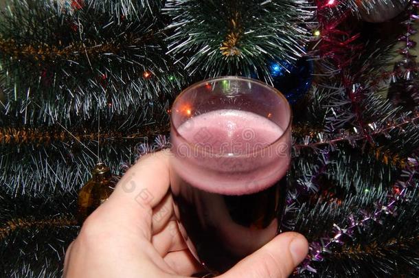新的年干杯,香槟酒和<strong>圣诞节</strong>