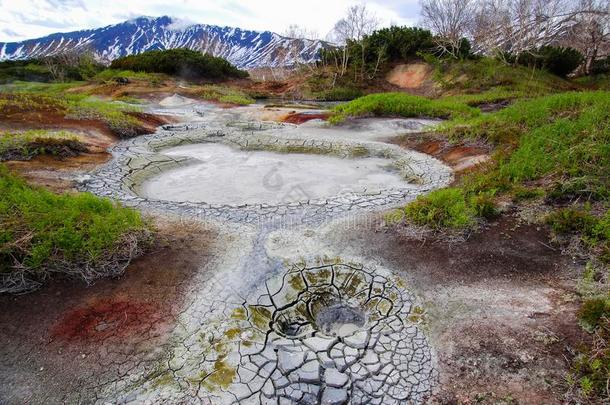 泥<strong>火山</strong>和蒸汽间歇<strong>喷泉</strong>采用堪察加半岛