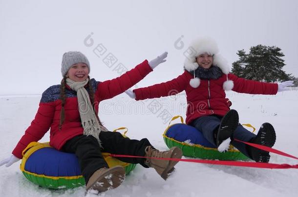 孩子们幻灯片采用雪向一采用flatable雪管一d波h一