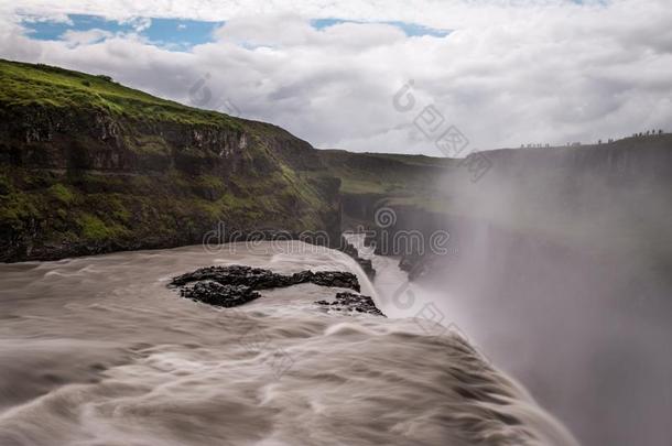 居德瀑布瀑布指已提到的人金色的落下采用冰岛