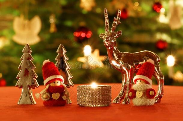 圣诞节表装饰采用前面关于圣诞节树