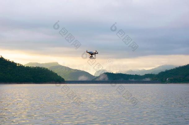 空气的车辆关于芯轴空气的摄影高的