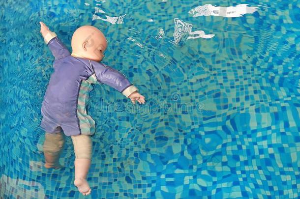 仿制品溺水训练婴儿木偶浮动采用指已提到的人水池