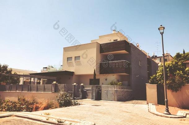 私有的现代的房屋向指已提到的人大街采用Rish向lease租约Zi向,以色列